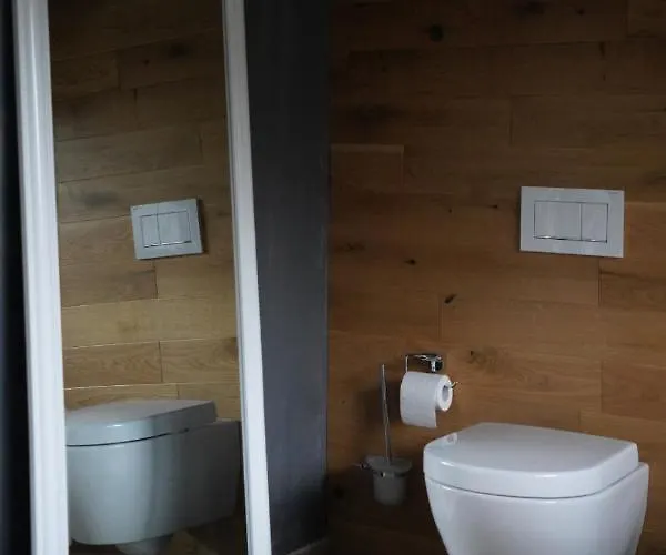 Semesterbostad Lala Male Klaczno